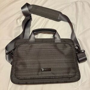 Crossbody Laptop Bag